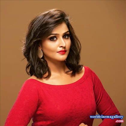 Remya Nambeesan at Sethupathi movie stills
