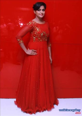 Remya Nambeesan at Sethupathi movie stills