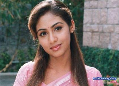 Sadha Photo Stills in Torchlight First Look Poster 