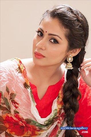 Sadha Photo Stills in Torchlight First Look Poster 