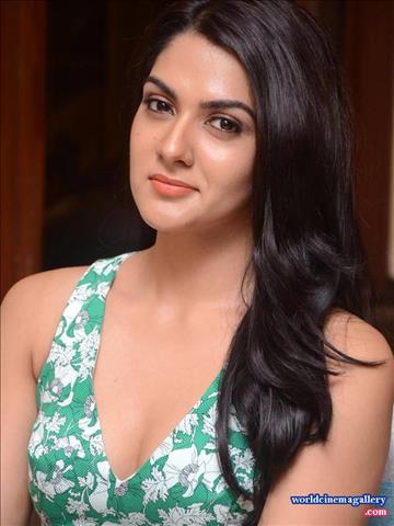 Sakshi Chaudhary at Selfie raja movie first song launch