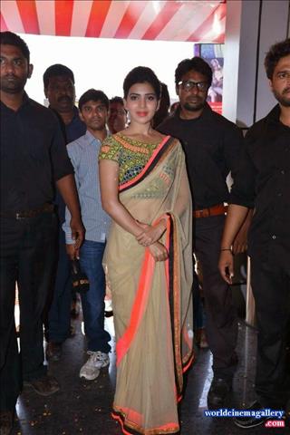 Samantha Latest Saree Stills 