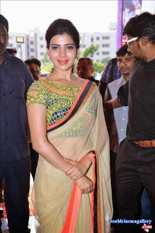 Samantha Latest Saree Stills 