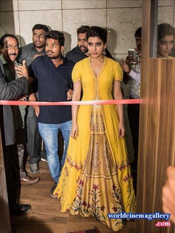 Samantha launches Bahar Cafe in Bangalore