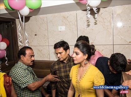 Samantha launches Bahar Cafe in Bangalore