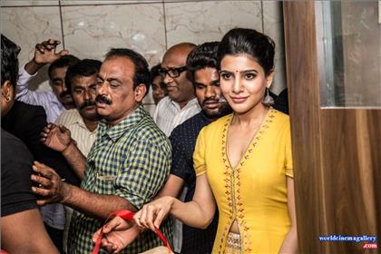 Samantha launches Bahar Cafe in Bangalore