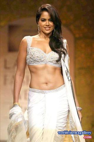 Sameera Reddy Latest Hot Navel Stills