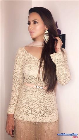 Sana Khan Hot Latest Sexy stills