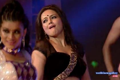 Sana Khan Hot navel show stills