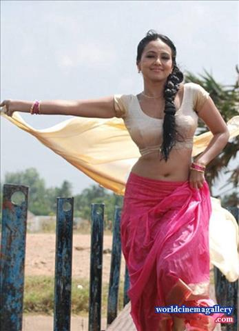 Sana Khan Hot Spicy Stills in Aayiram Vilakku Movie