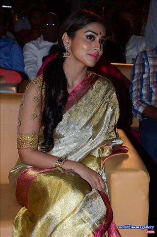 Shriya Saran at Gautamiputra Satakarni Movies Stills
