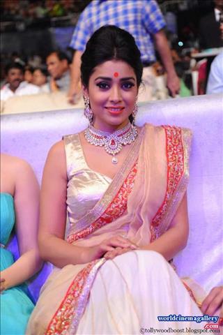 Shriya Saran at Gautamiputra Satakarni Movies Stills