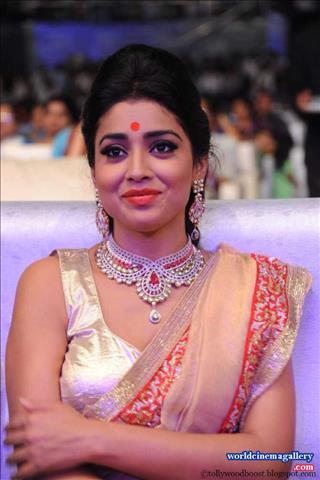 Shriya Saran at Gautamiputra Satakarni Movies Stills