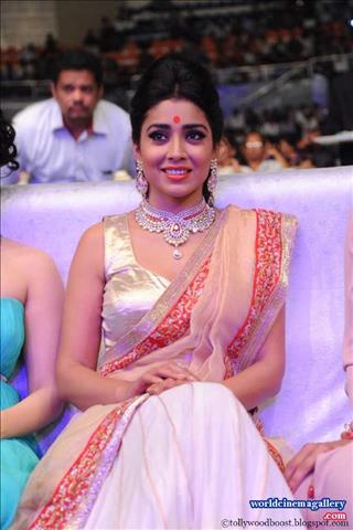 Shriya Saran at Gautamiputra Satakarni Movies Stills