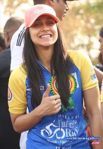 Shriya Saran at Infinity Ride 2016