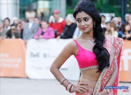 Shriya Saran at Midnight Children Premiere 2012 