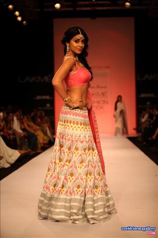 Shriya Saran Hot in Lakme Fashion Week (LFW) 2013