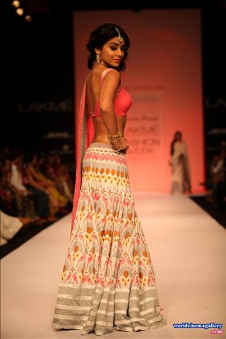 Shriya Saran Hot in Lakme Fashion Week (LFW) 2013