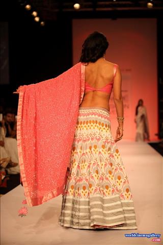Shriya Saran Hot in Lakme Fashion Week (LFW) 2013