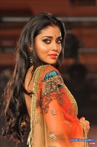 Shriya Saran Hot Stills