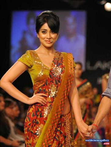 Shriya Saran in Lakme Fashion Week Winter Festive 2014