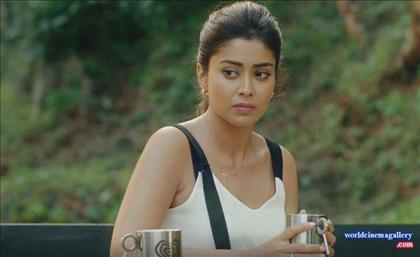 Shriya Saran in Naragasooran movie stills
