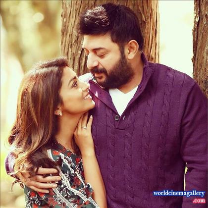 Shriya Saran in Naragasooran movie stills