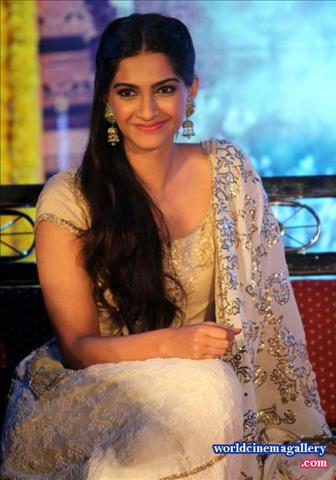 Sonam Kapoor Latest Stills 