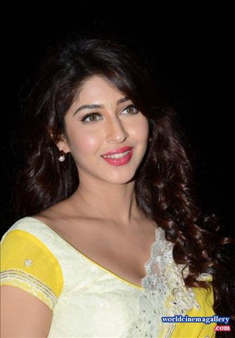 Sonarika Bhadoria Stills At Eedo Rakam Aado Rakam Movie Stills