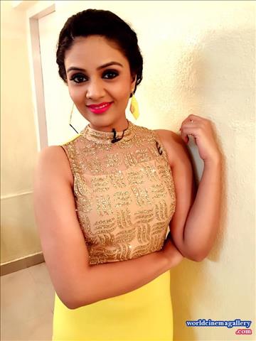 Sreemukhi latest Hot stills