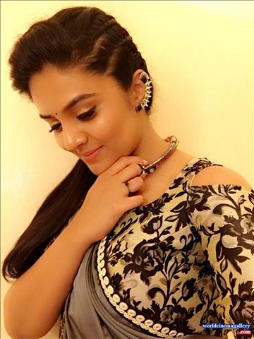 Sreemukhi latest Photoshoot Stills 2