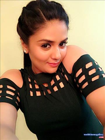Sreemukhi latest Photoshoot Stills 2