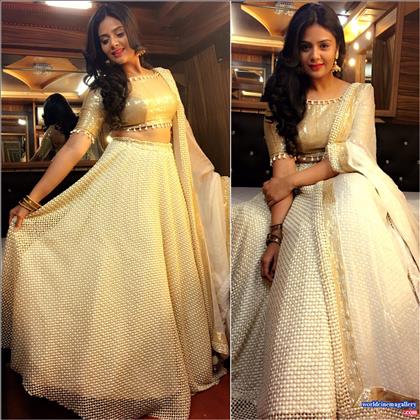 Sreemukhi latest Photoshoot Stills 3