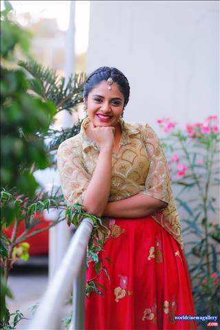 Sreemukhi latest Photoshoot Stills 3