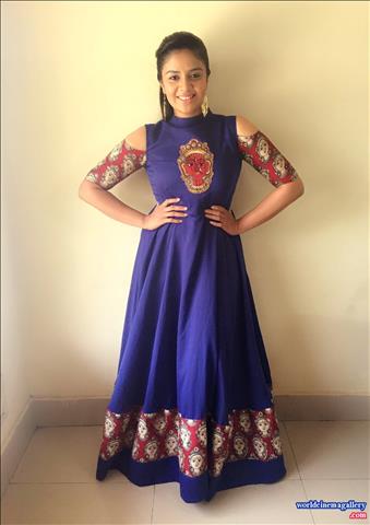 Sreemukhi latest Photoshoot Stills 3