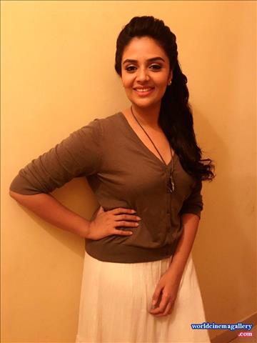 Sreemukhi latest Photoshoot Stills