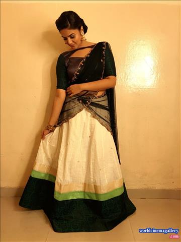 Sreemukhi latest Photoshoot Stills