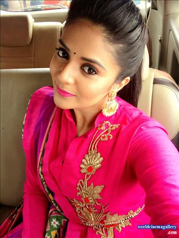 Sreemukhi latest Photoshoot Stills