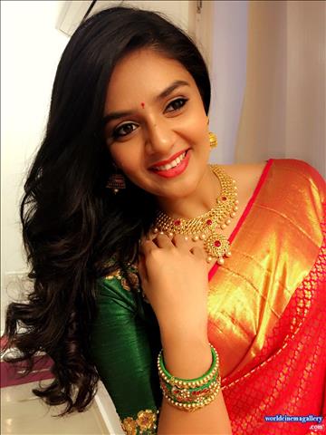 Sreemukhi latest Photoshoot Stills