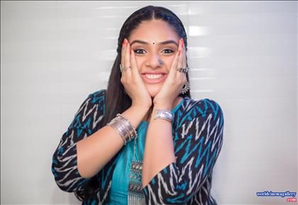 Sreemukhi latest Photoshoot Stills