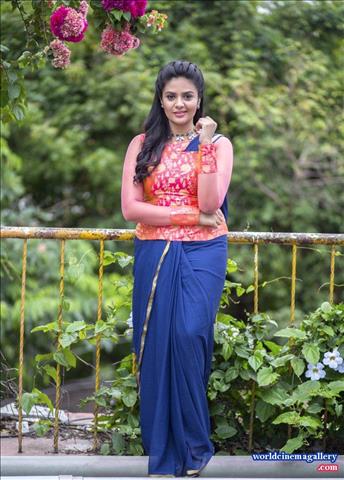 Sreemukhi latest Photoshoot Stills
