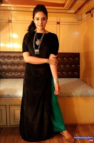 Sreemukhi latest Photoshoot Stills