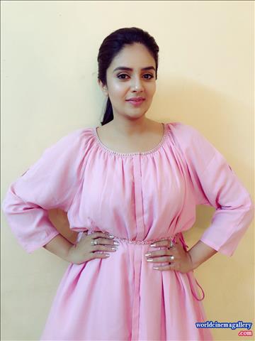 Sreemukhi latest Photoshoot Stills