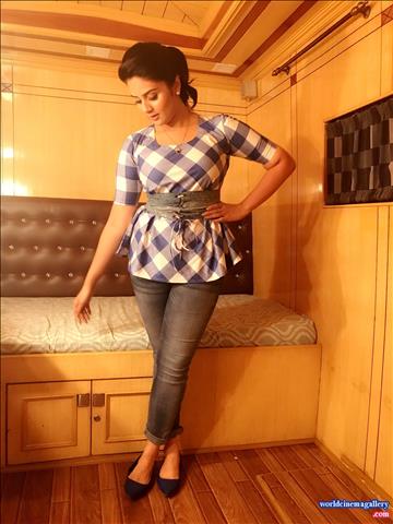 Sreemukhi latest Photoshoot Stills