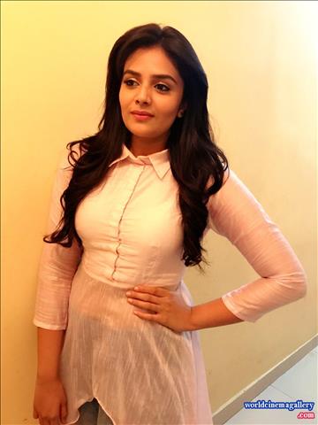 Sreemukhi latest Photoshoot Stills