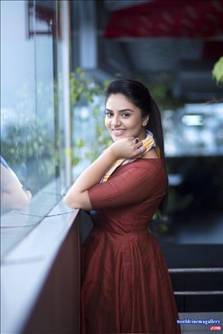 Sreemukhi latest Photoshoot Stills
