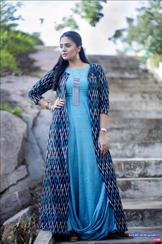 Sreemukhi latest Photoshoot Stills