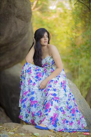 Sreemukhi latest Photoshoot Stills 