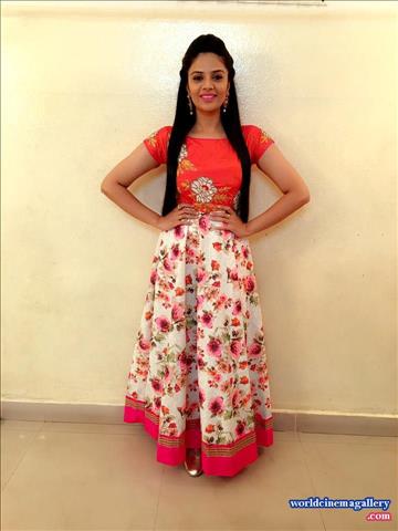 Sreemukhi Saree Stills 2