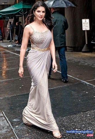 Sunny Leone Hot Latest Stills